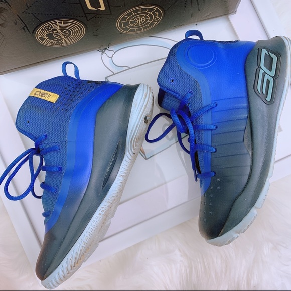 steph curry youth basketball shoes